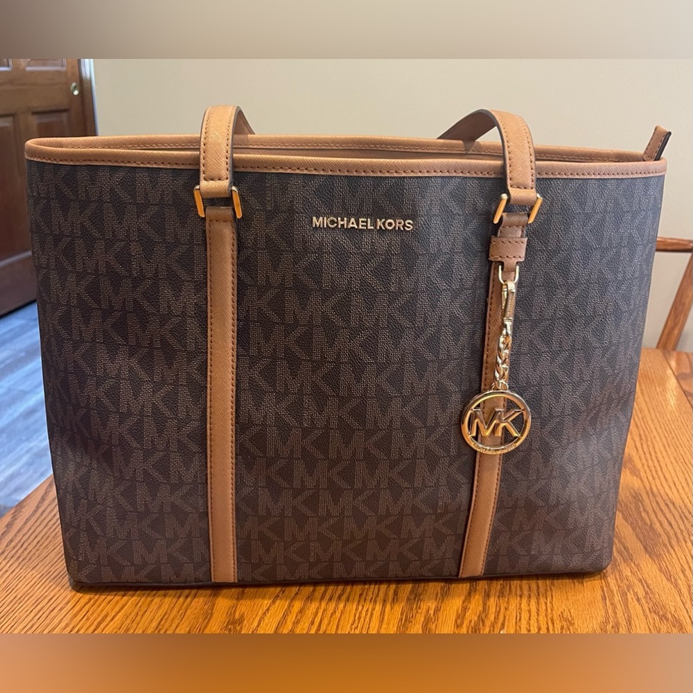 NWOT Michael Kors Large Travel Tote